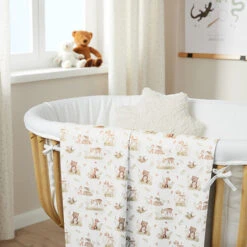 Poplin Sweet Woodland Animals Digital Print – Offwhite -Tailor Supplies Sales Store SZ60 1