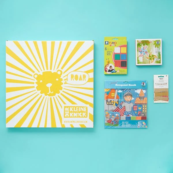 Surprisebox Holiday Fun 4 Surprisebox Holiday Fun - Image 2